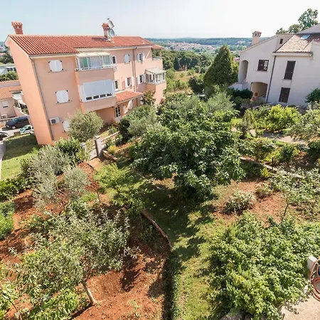 Apartament Monteparadiso *