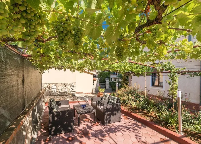 Monteparadiso Πούλα